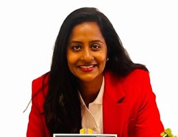 العميل Lakshmi Santhapoor