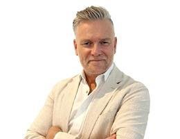 Agent Neil Morecraft