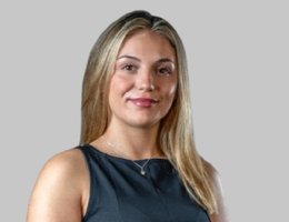 العميل Rosie Thompson