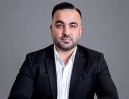 العميل Tariq Mussani