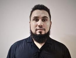 العميل Atta Ur Rehman