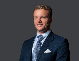 العميل Joshua Campbell