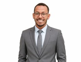 العميل ABUZAR MUSTAFA