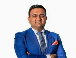 العميل M Waqqas Siddiqui