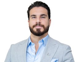 العميل Amer  Zreik