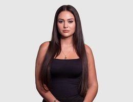 Agent Siham Al Roosan