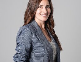 العميل Yara zakharia