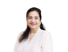 Agent Komal  Rizwani