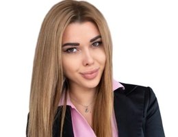 Agent Alina Kolesnik