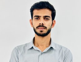 العميل Abdullah Javaid