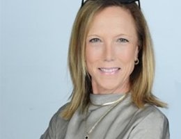 العميل Jeannine Schunke