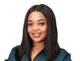 العميل Felicia Elorm