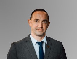 Agent Petro Zaychenko