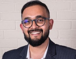 العميل Sajal Dubey