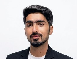 العميل Imran Khan