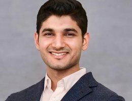 العميل Vedant Bhardwaj