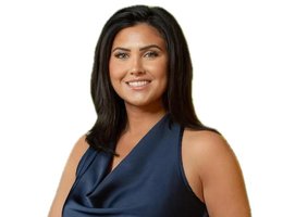 العميل Elizabeth Marshall