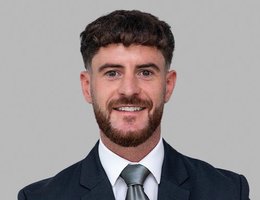 العميل Harley McGowan