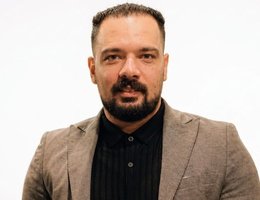 العميل  Hassan Al-Tahami