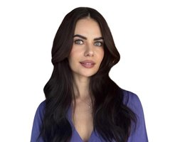 Agent Natalie  Buresova