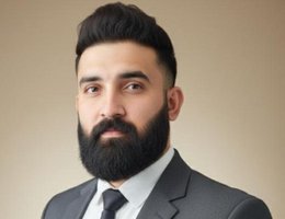 العميل Umar Farooq