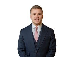 العميل Lewis Page