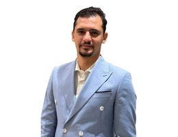العميل Mahmoud Alrifaie