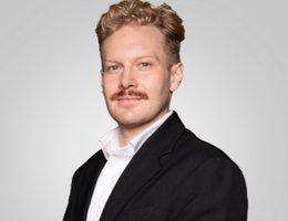 العميل Sergey Golubev