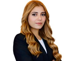 العميل Syeda Arij  Naqvi