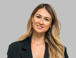 العميل Daria Butorina