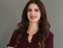 العميل Jasmin Lieb