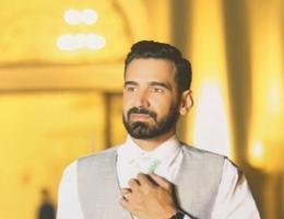العميل WAQAR KHAN