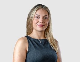 العميل Rosie Thompson