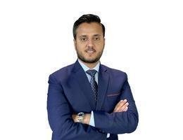 العميل Zeeshan Malik