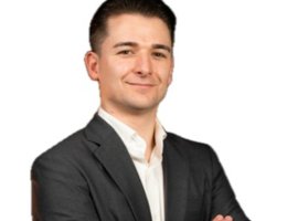 العميل Damir Knezevic