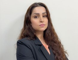 العميل zina solaiman