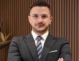 العميل Diyaa Alshmaisani