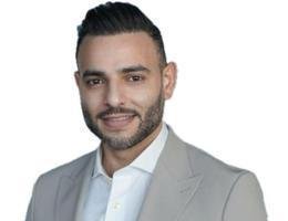 العميل Omar Al-Ahmer