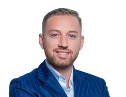 العميل Emir Dulovic