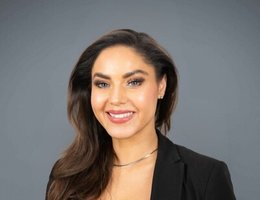 العميل Nicola Daley