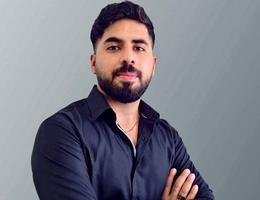 Agent Abubakar Siddiqui