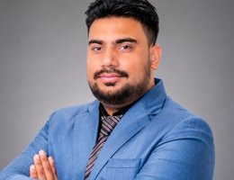 العميل Falak Sher