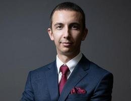 العميل Oleksandr Blizniukov