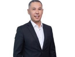 العميل Samat Ospanov