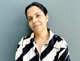 العميل Sunita Rajwani