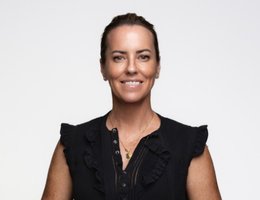 Agent Anna Coles