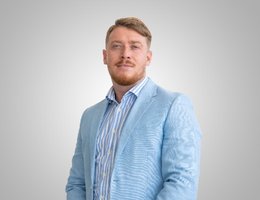 Agent Thomas Cox