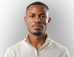 العميل Henry Okafor