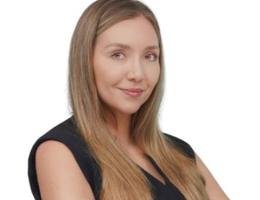 العميل Nicole Saletnik