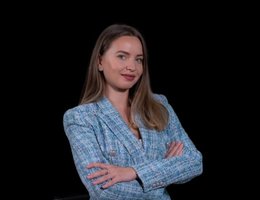 العميل Sofya Bulatchik